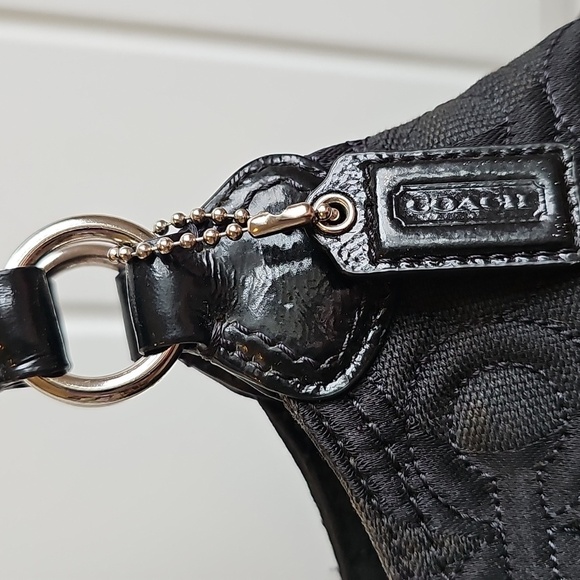 Coach Gramercy OP Art Top Handle Bag Quilted EUC Black - Picture 2 of 8